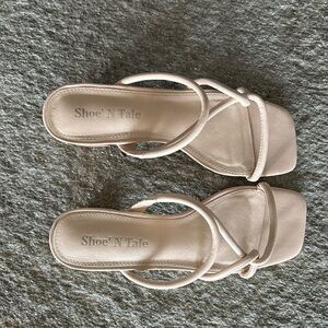 Nude scrappy sandals, size 6, like new.